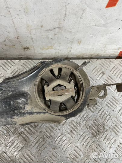 Рычаг задний левый под ступицу Ford S-MAX 2.5T, HU