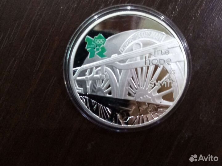 Серебряная монета Великобритании к олимпиаде 2012г