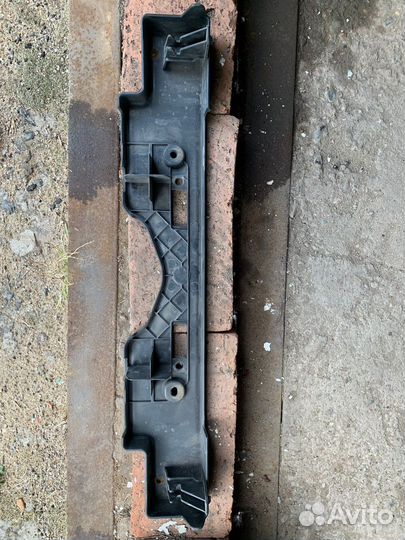 Подиум под номерной знак