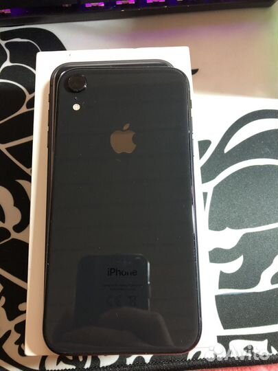 iPhone Xr, 64 ГБ