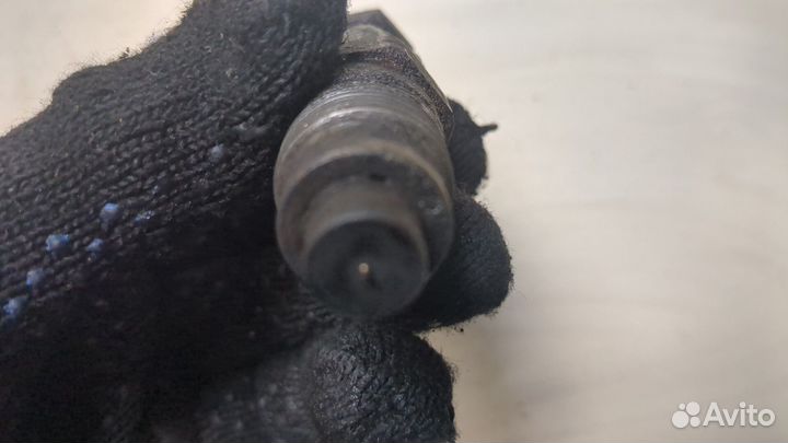 Форсунка топливная Mitsubishi Montero Sport / Pajero Sport, 2003