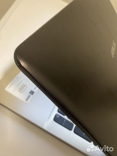 Ноутбук Asus