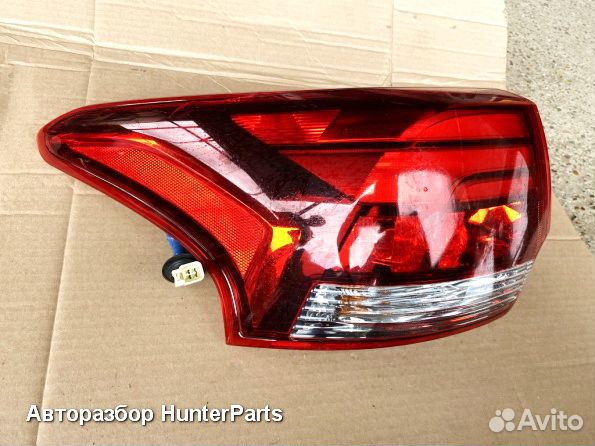 Фара задняя левая правая Mitsubishi Outlander 3