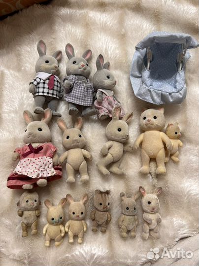 Жители и мебель Sylvanian Families