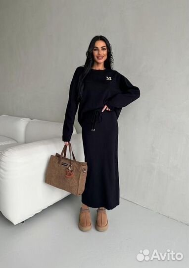 Костюм женский