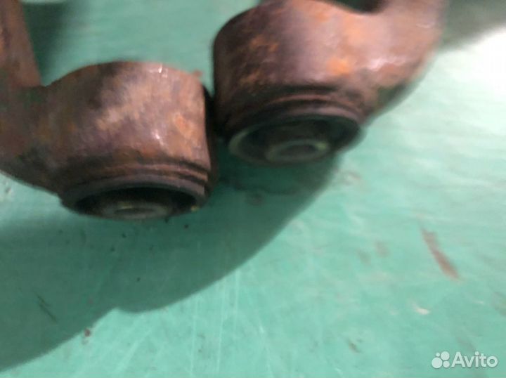 Задние Верхние Рычаги на Хундай Грандэур