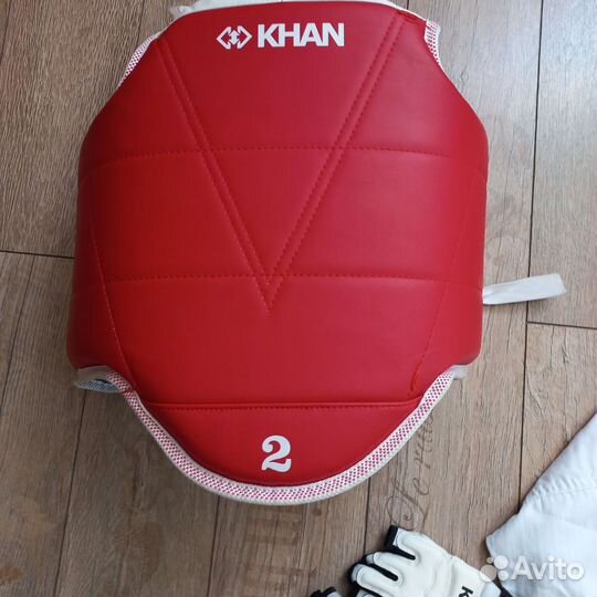 Добок и комплект защиты для тхэквондо