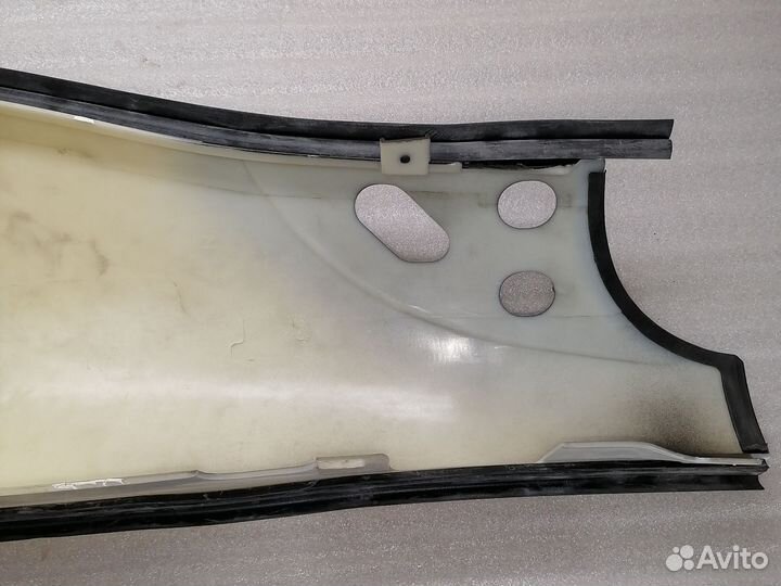 Панель боковая правая isuzu cyz52dizel