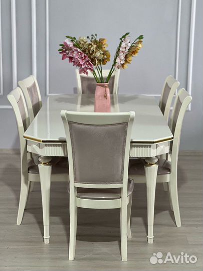 Стол и Стулья