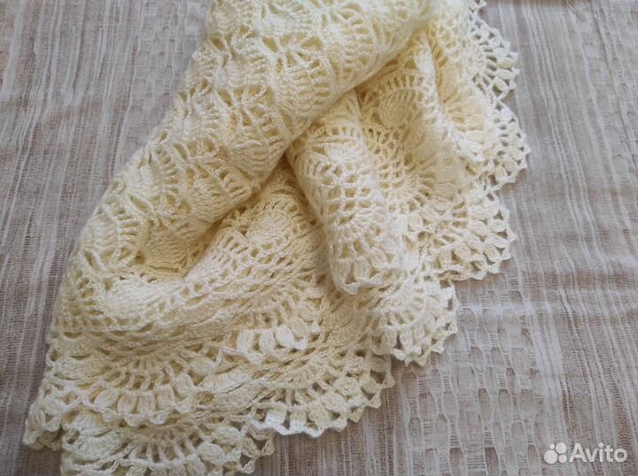 Шаль ручной работы 180*110 см