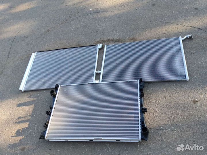 Кассета радиаторов Мерседес 205 213 238