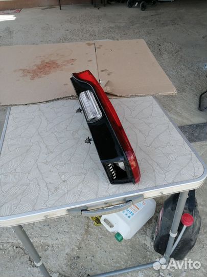 Задний фонарь от полуприцепа