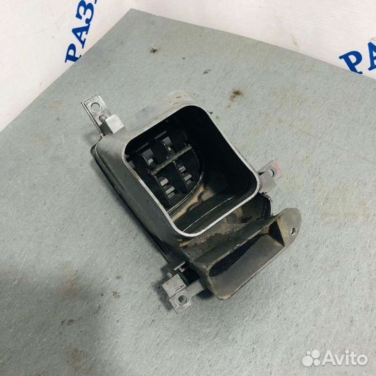 Дефлектор панели передний правый Kia Spectra