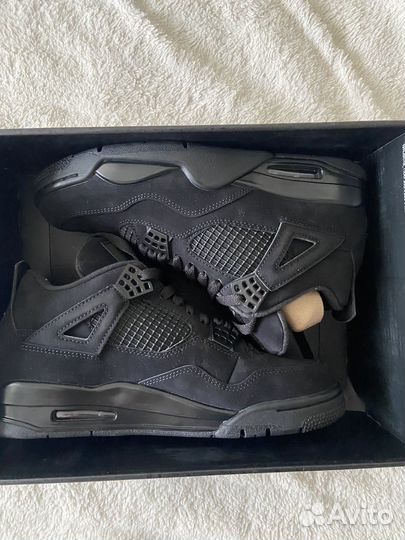 Jordan 4 black cat