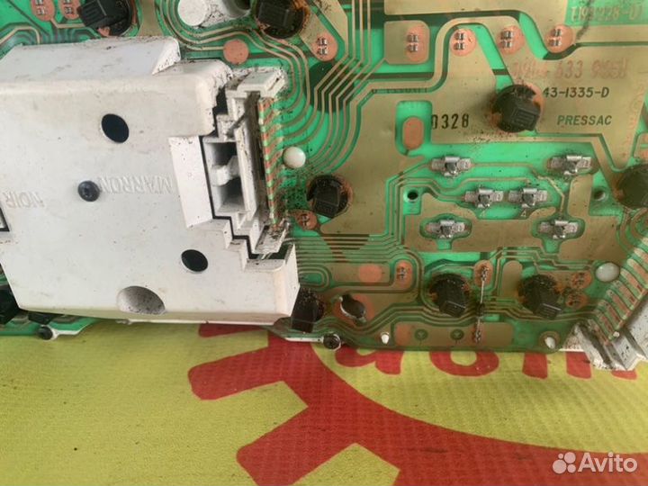 Панель приборов Renault Megane