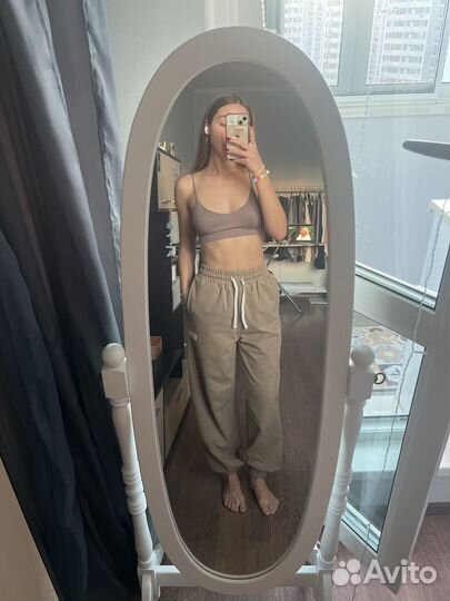 Спортивные штаны бежевые s