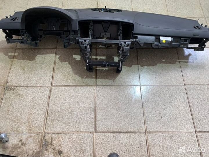 Передняя панель торпедо Mercedes-Benz Ml W166 M157