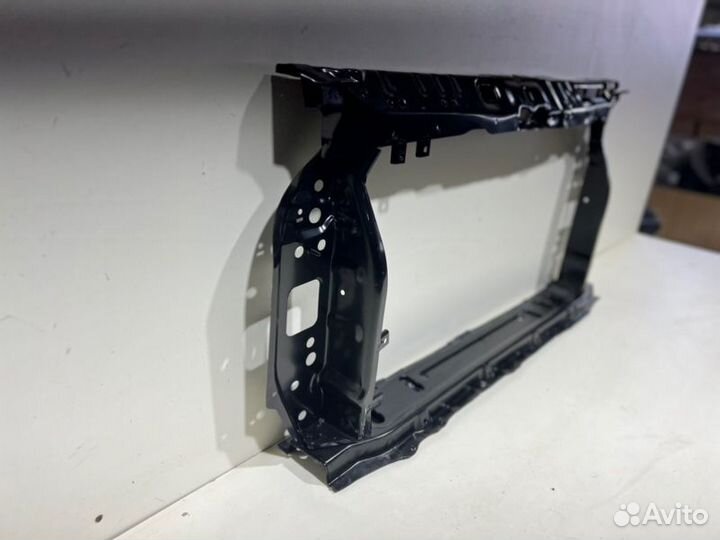 Рамка радиатора(телевизор) передняя Hyundai