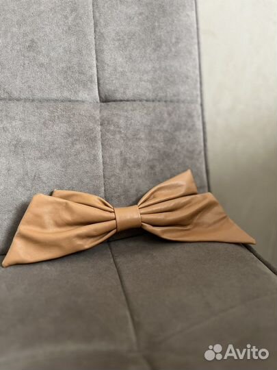 Заколка бант из экокожи