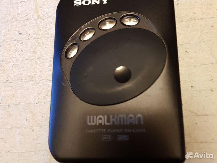 Кассетный плеер Sony Walkman WM-EX909