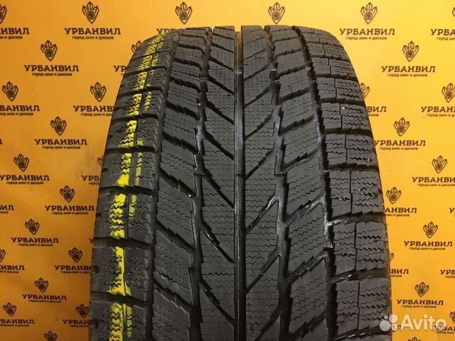 Toyo Observe Garit KX 235/45 R17 93Q