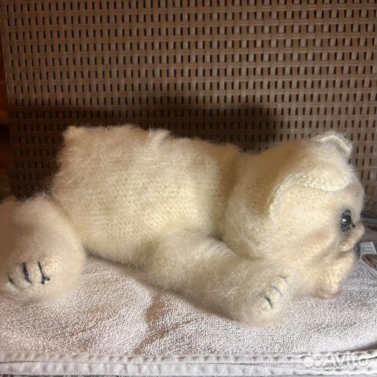 Игрушка (вязаная)