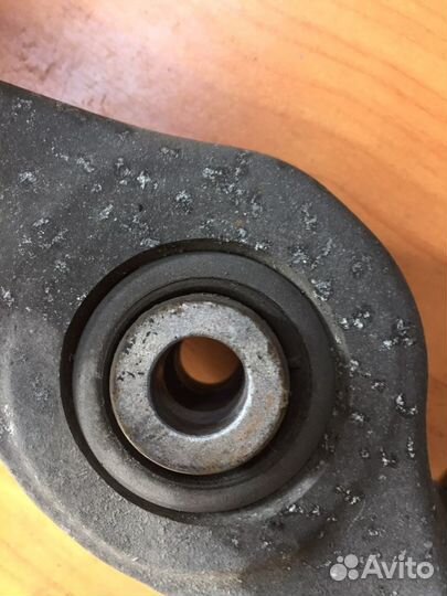 Bmw f10 передний правый рычаг