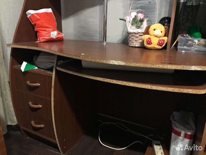 Компьютерный стол