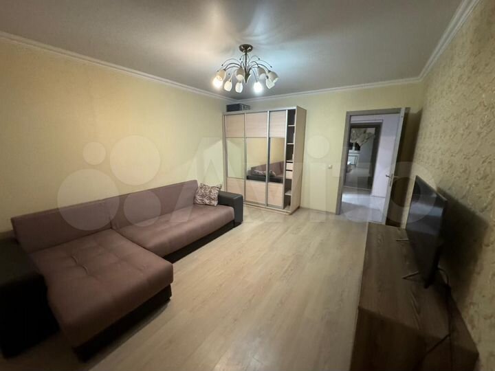 2-к. квартира, 70 м², 7/10 эт.