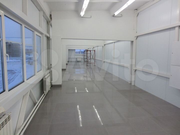 Помещение свободного назначения, 400 м²