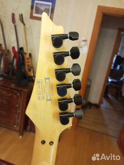 Электро гитара ibanezRG270 BLK.Обмен