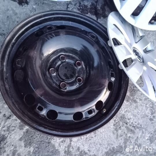 Диски R15 5 100. +Колпаки. 4шт