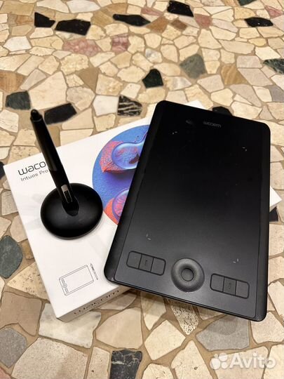 Планшет графический Wacom Intuos Pro S PTH-460-K0B