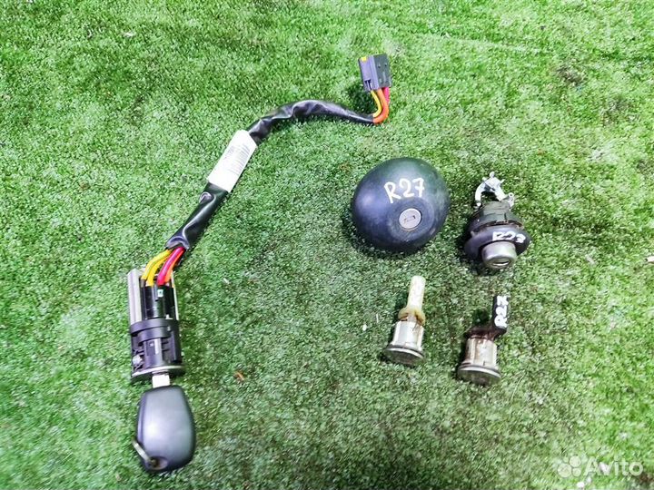 Замок зажигания Renault Sandero 1 (BS11) 2011