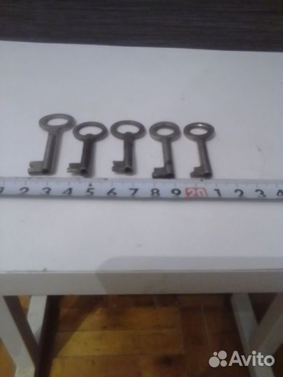 Ключик маленький