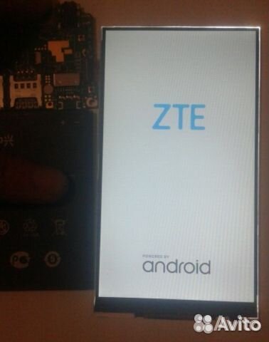 ZTE T610 Blade L4 по частям