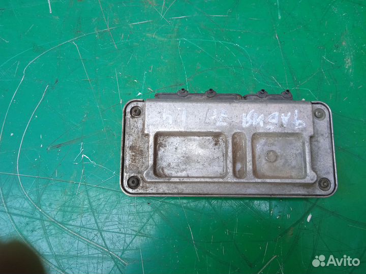 Блок управления двигателем Skoda Fabia