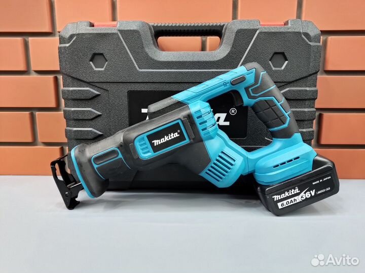 Аккумуляторная сабельная пила Makita