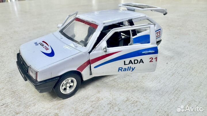 Модель автомобиля LADA 2108