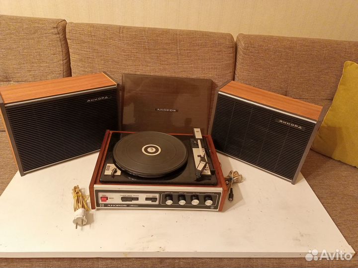 Электрофон Аккорд-стерео из СССР