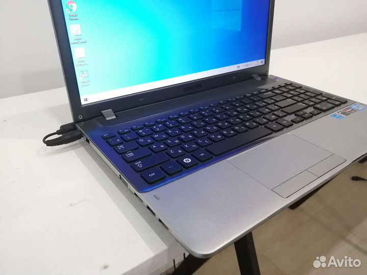 Игровой ноутбук Samsung i3-3110M/HD7670M/8GB