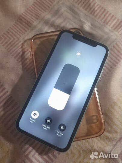 Телефон iPhone