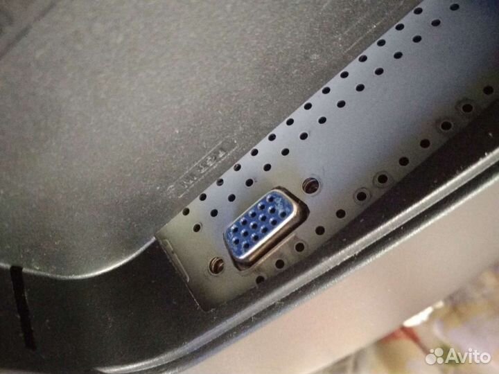 Монитор Samsung 4:3