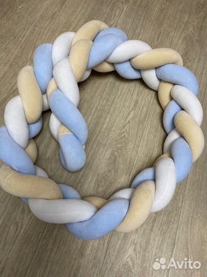 Бортик коса в кроватку