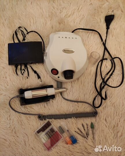 Аппарат для маникюра и педикюра