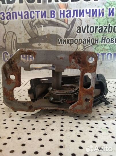 Ручник механизм Ford Focus 2