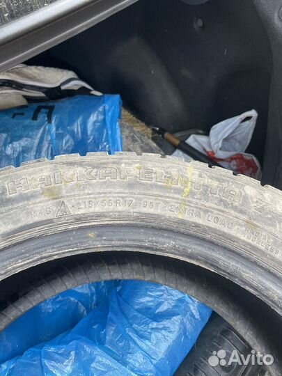 Nokian Tyres Hakkapeliitta 7 215/55 R17 98