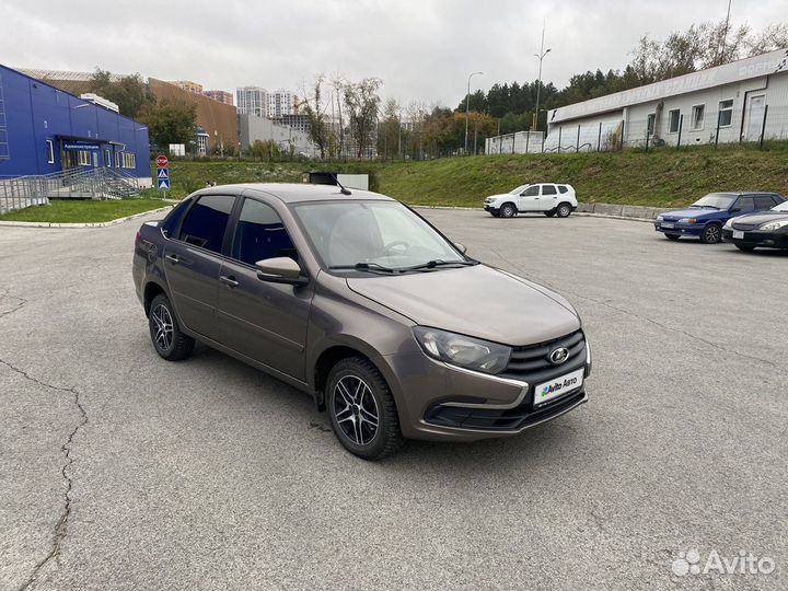 LADA Granta 1.6 AT, 2018, 184 600 км