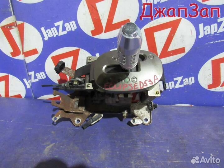 Рычаг переключения кпп Mitsubishi Eclipse D52A (19