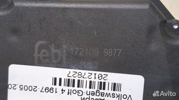 Замок двери левый передний Volkswagen Golf 4